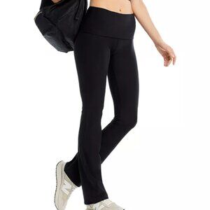 Alo Yoga alosoft foldover bootcut legging - black
